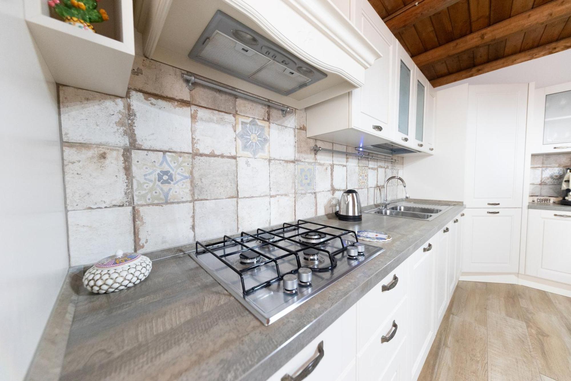 Cortile Gioeni Apartment تْشيفالو المظهر الخارجي الصورة